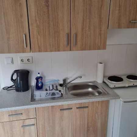 Ferienwohnung/Monteurwohnung Alte Garage Ahnatal Exteriör bild